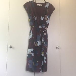 ✨2x HP✨NWOT Floral LOFT midi dress